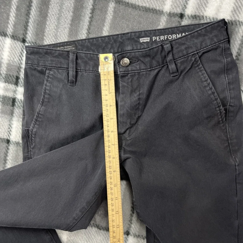 Levis Premium‎ Chino Pants Mens 31x32 Black Performance Stretch Water Repellent